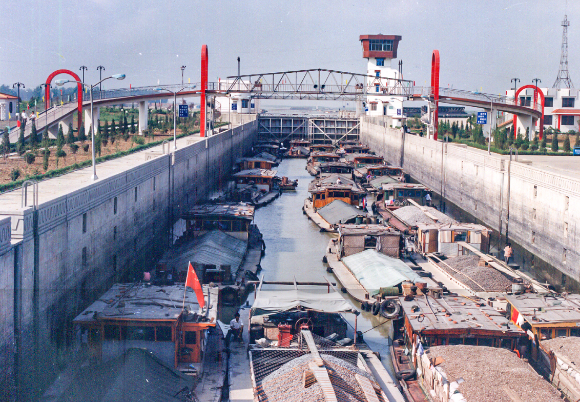 京杭运河淮阴三线船闸工程